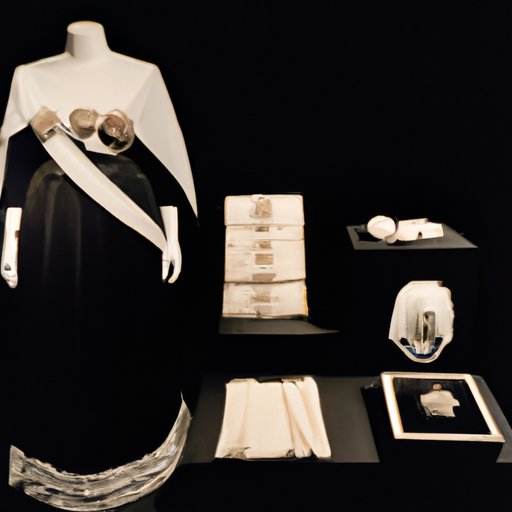 Queen Elizabeth’s Burial Clothes: A Look at the Legacy of Her Final Outfit